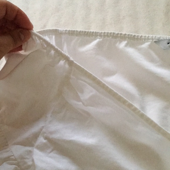 White ruffles top / off the the shoulder - Picture 3 of 5